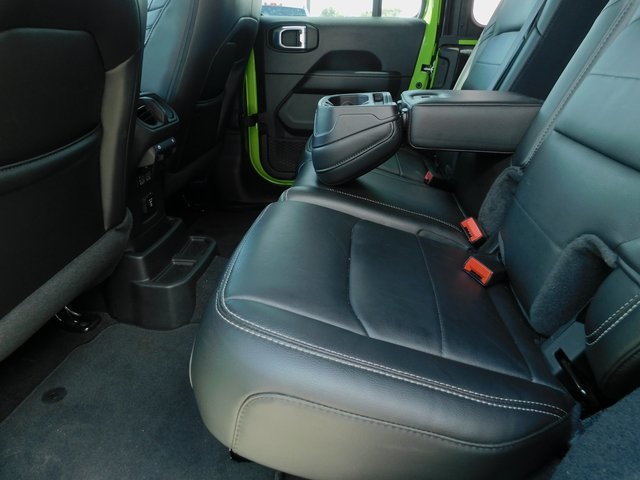 2021 Jeep Wrangler Unlimited Sahara photo 14