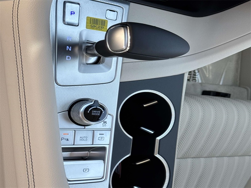 2026 Genesis G70 2.5T Prestige photo 15