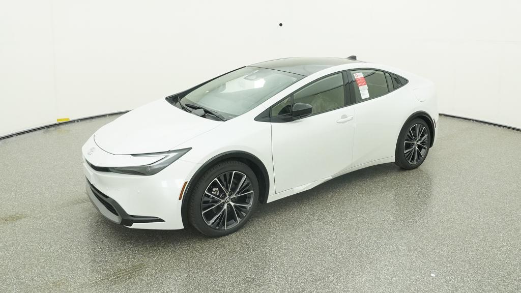 2026 Toyota Prius XLE's photo