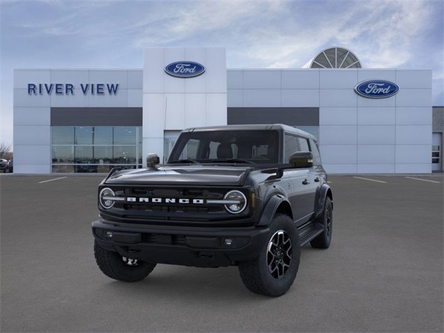 2025 Ford Bronco Outer Banks photo 2