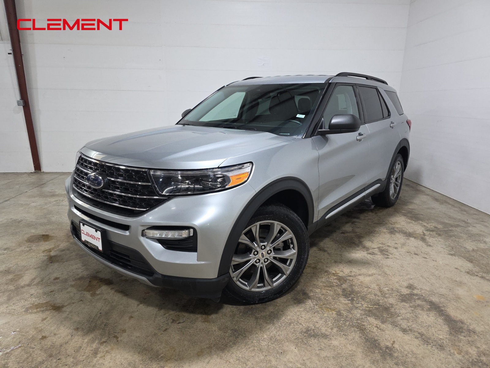2022 Ford Explorer XLT's photo