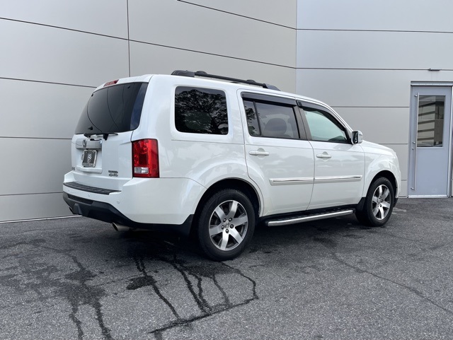 2015 Honda Pilot Touring photo 24