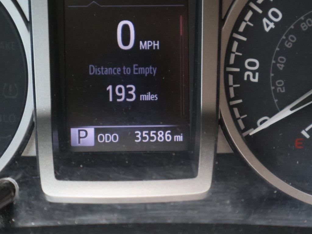 2023 Toyota Tacoma SR5 photo 28
