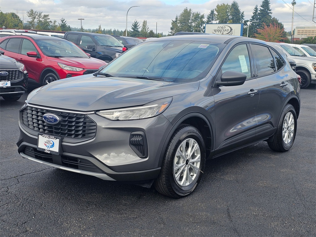 2025 Ford Escape Active photo 3