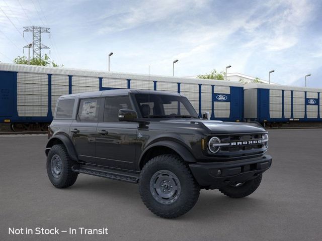 2025 Ford Bronco Outer Banks photo 7