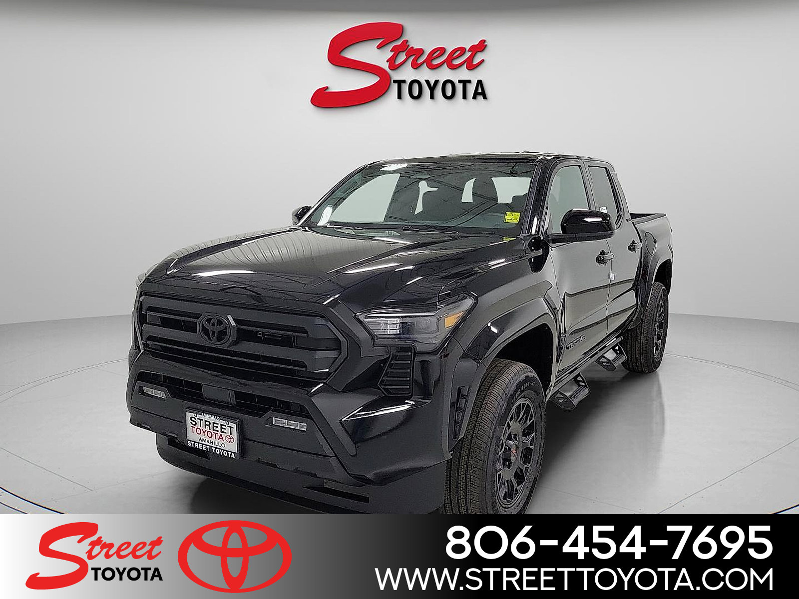 2025 Toyota Tacoma SR5's photo