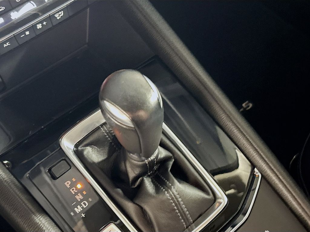 2021 Mazda CX-5 Touring photo 17