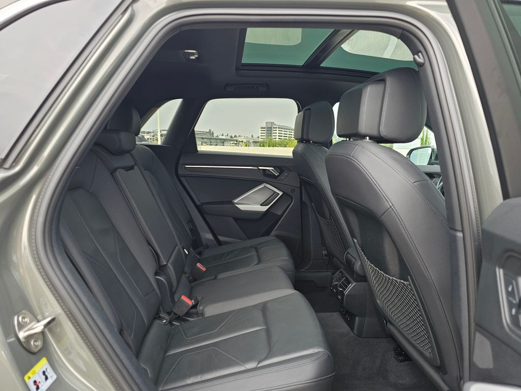 2023 Audi Q3 Premium S line photo 11