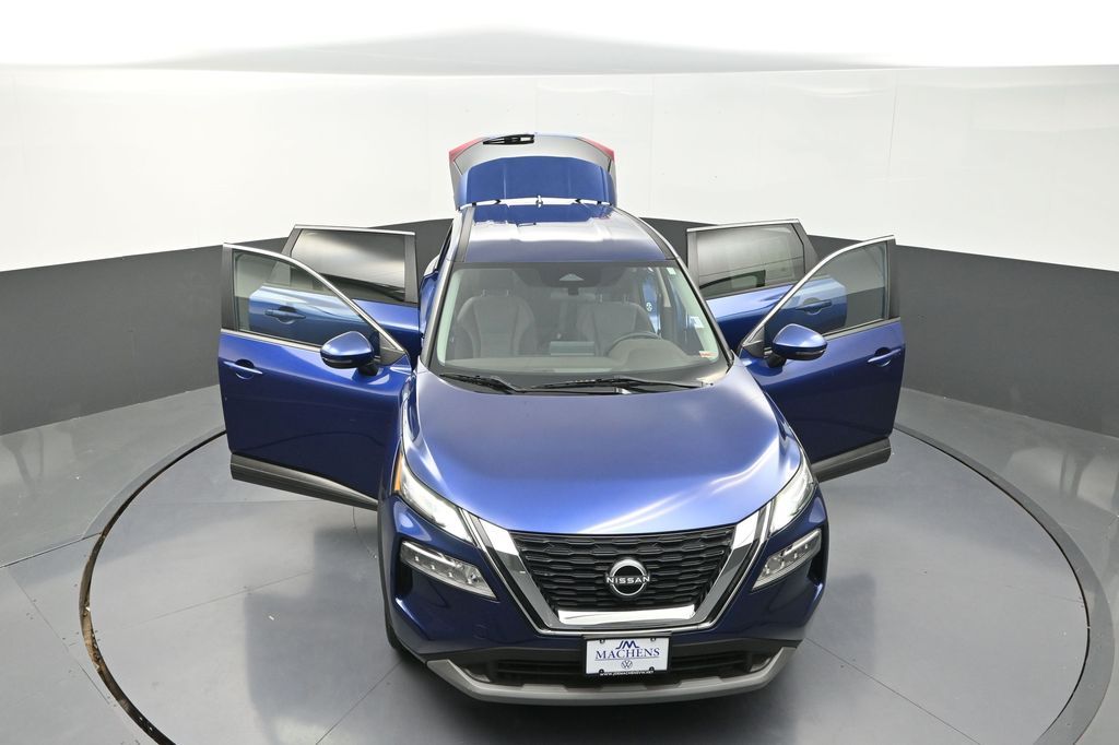 2022 Nissan Rogue SV photo 27