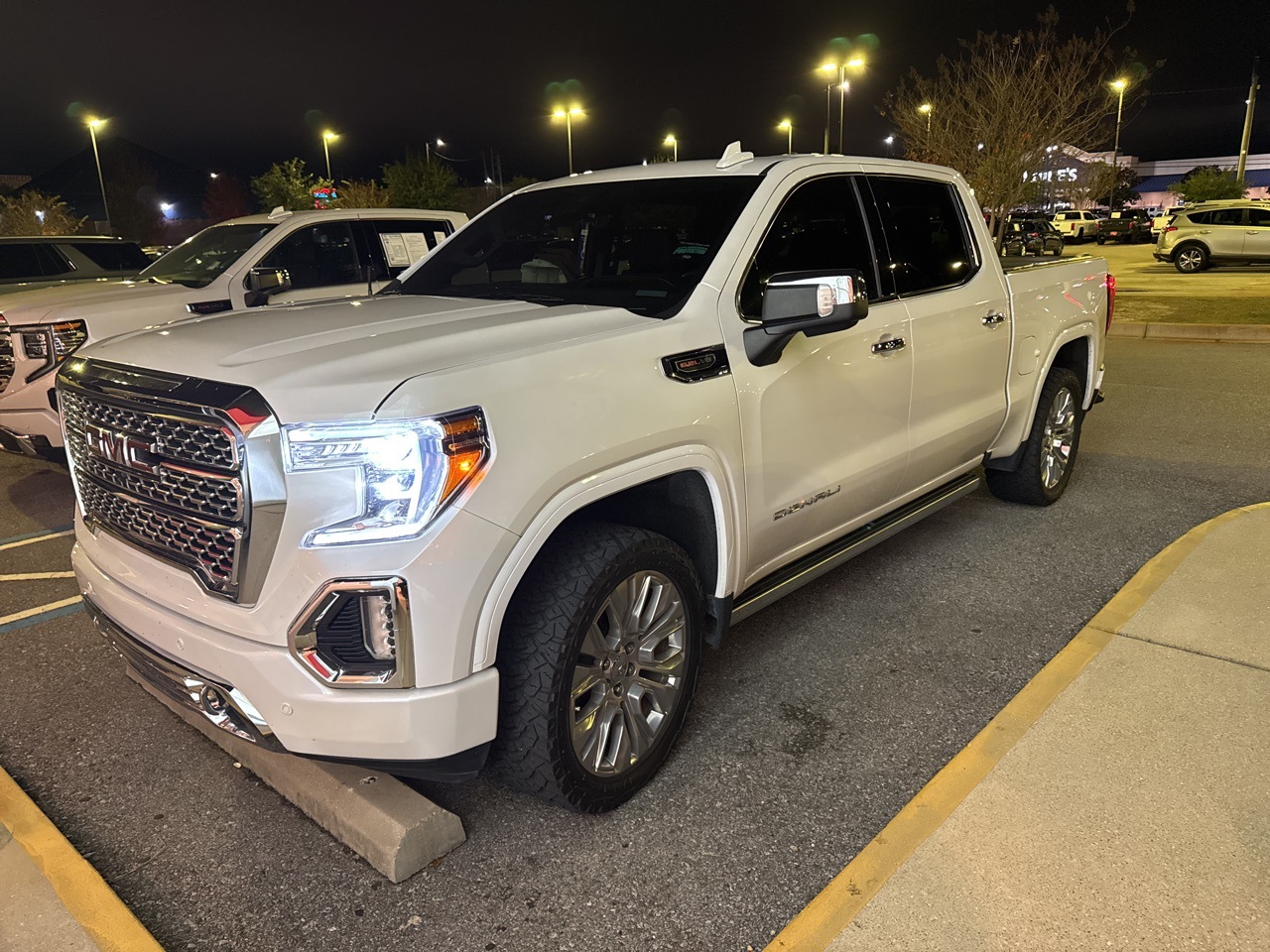 2022 GMC Sierra 1500 Limited Denali's photo