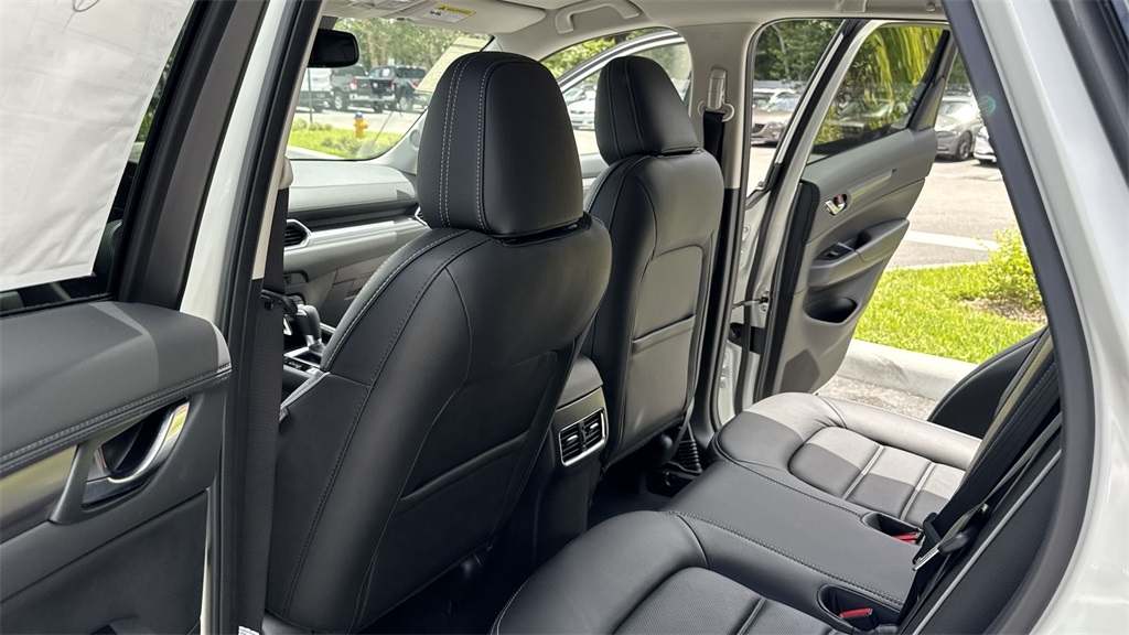 2025 Mazda CX-5 2.5 S Preferred photo 33