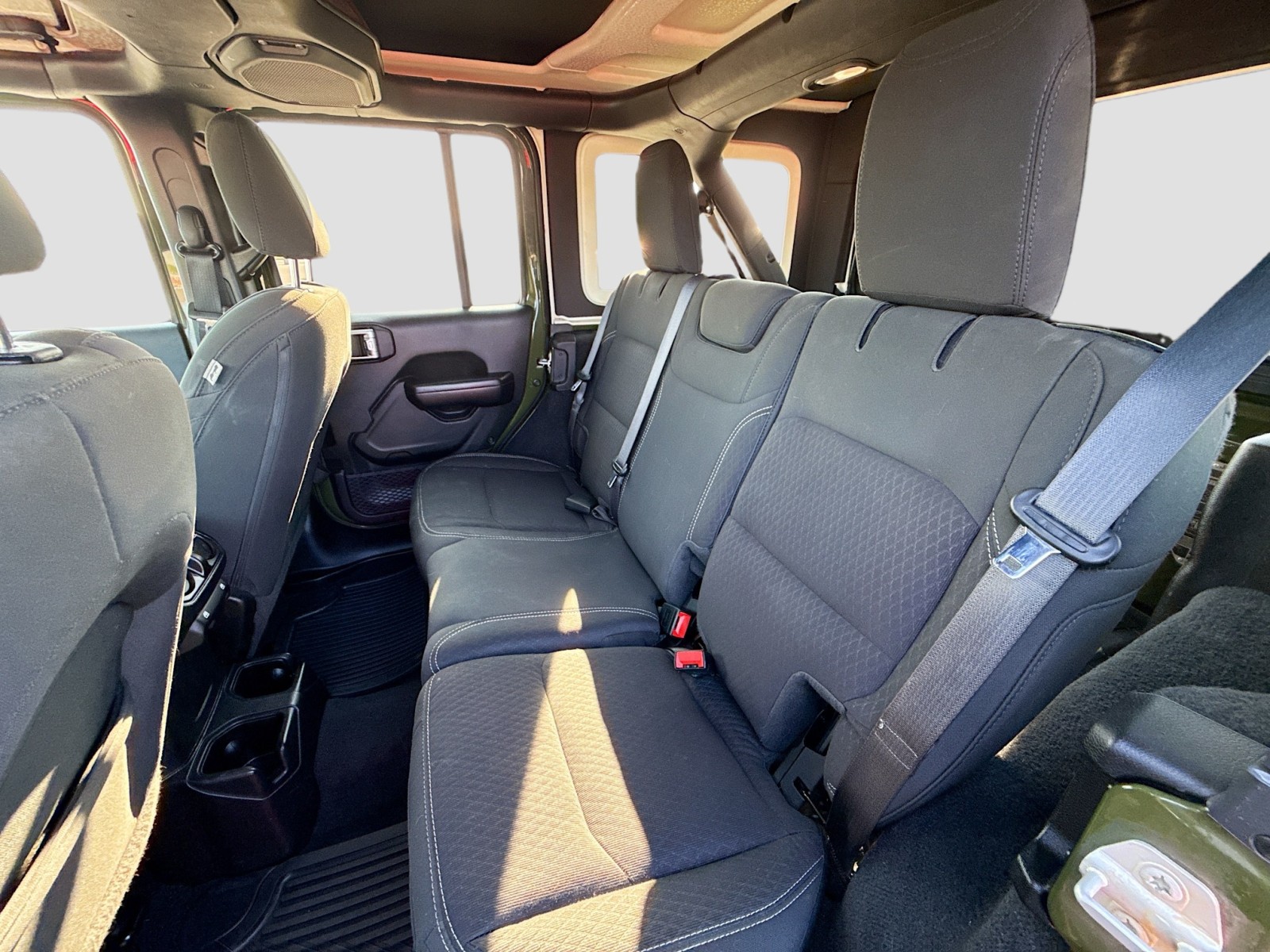2021 Jeep Wrangler Unlimited Anniversary Edition photo 20