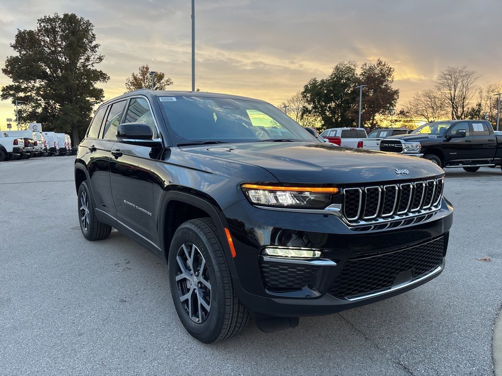2025 Jeep Grand Cherokee Limited's photo