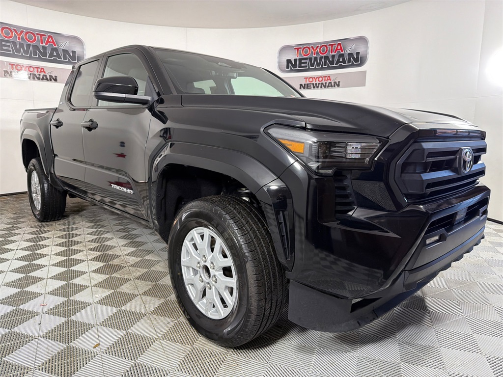 2024 Toyota Tacoma SR5's photo