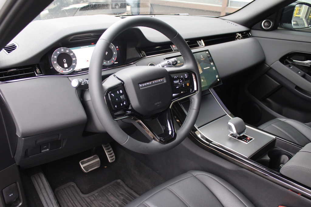 2025 Land Rover Range Rover Evoque Dynamic SE photo 4