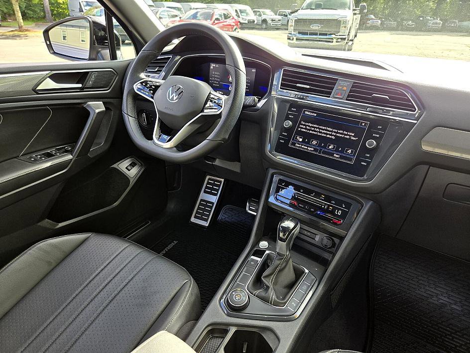 2022 Volkswagen Tiguan SE R-Line Black photo 13