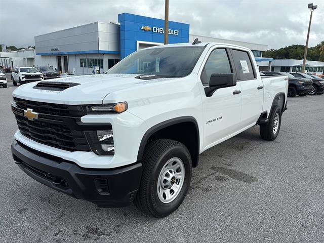 2025 Chevrolet Silverado 2500HD photo 3