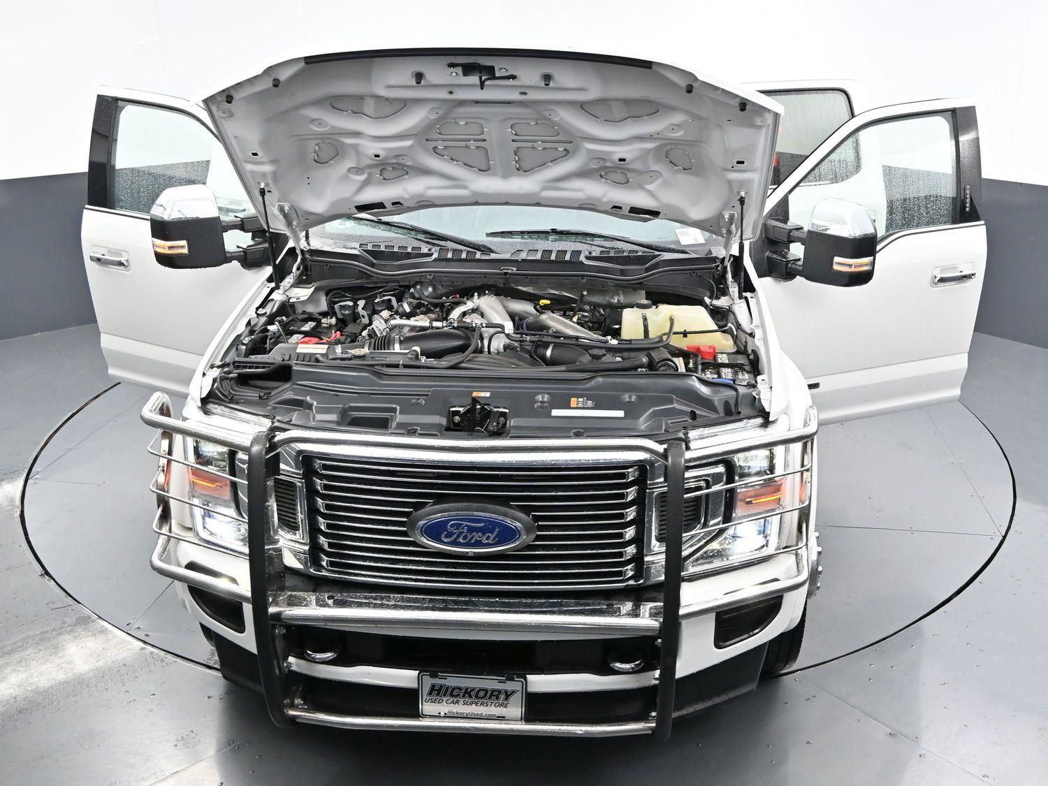 2022 Ford F-450 Platinum photo 42