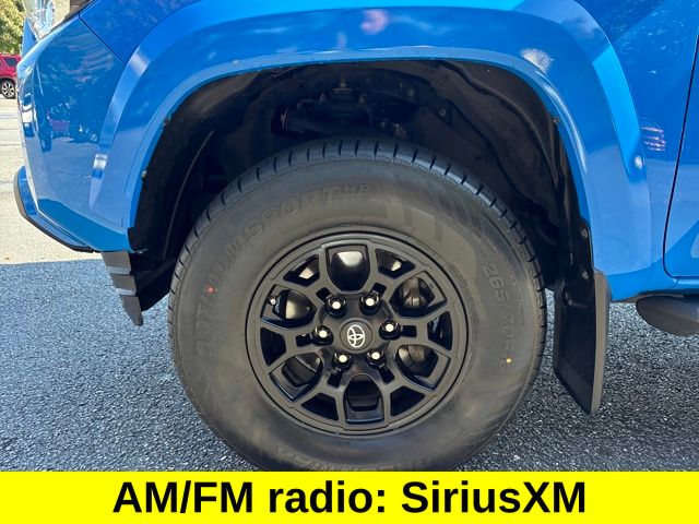 2020 Toyota Tacoma SR5 photo 2