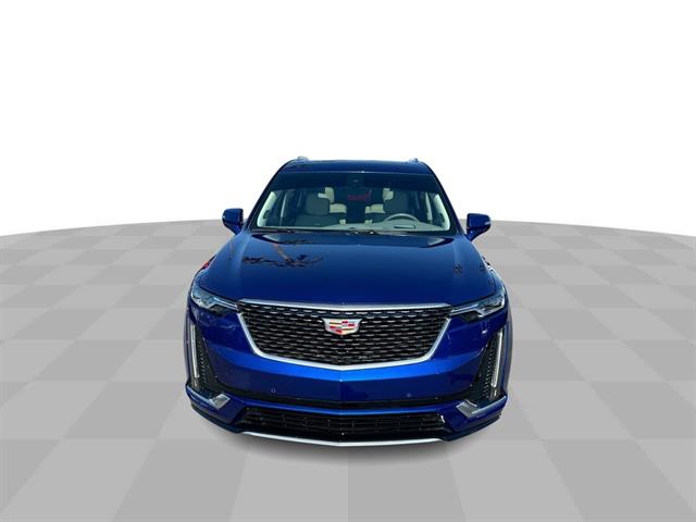 2024 Cadillac XT6 Premium Luxury photo 3