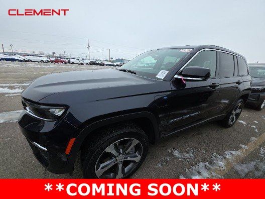 2022 Jeep Grand Cherokee 4xe's photo