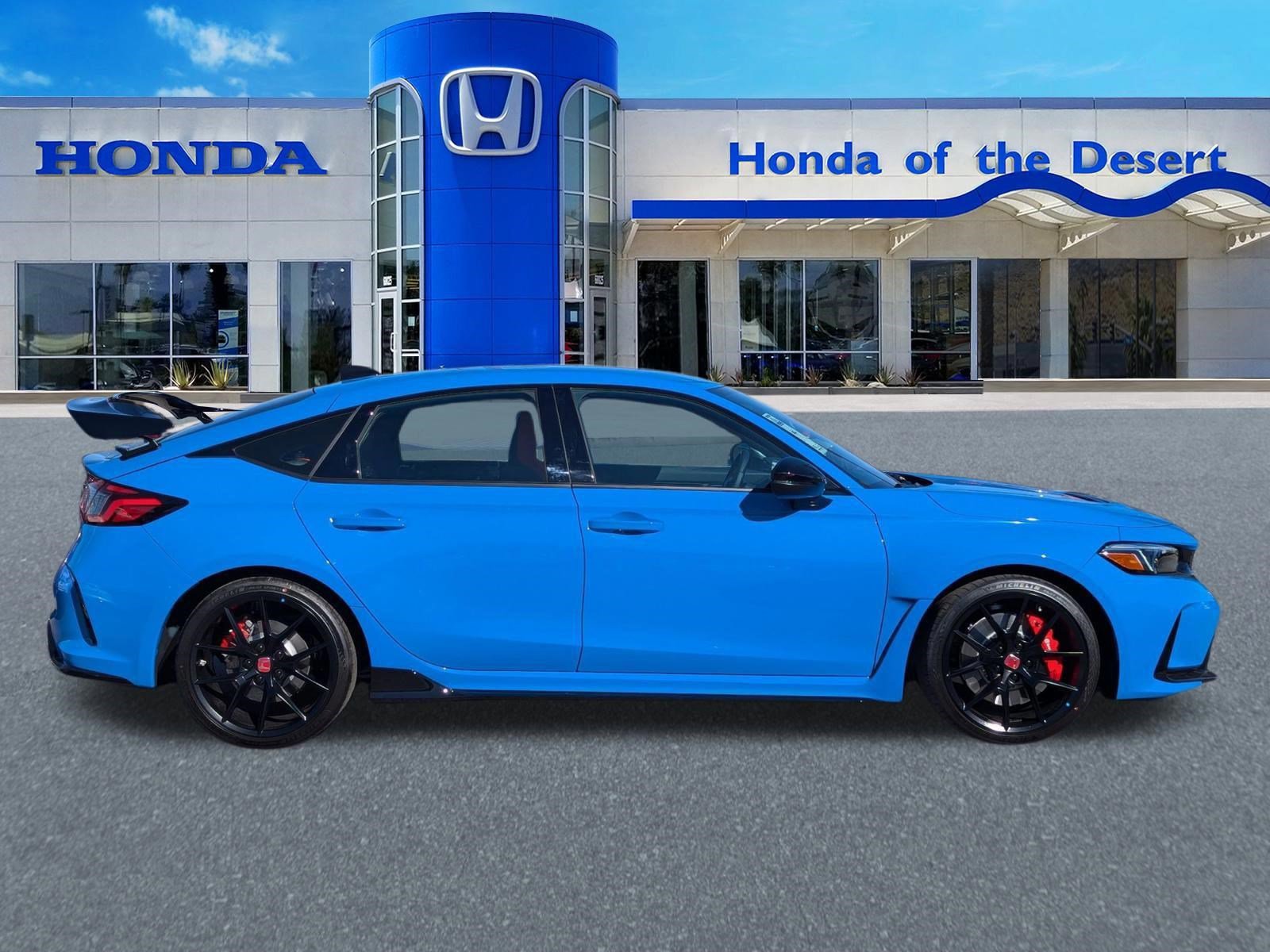 2025 Honda Civic Type R photo 2