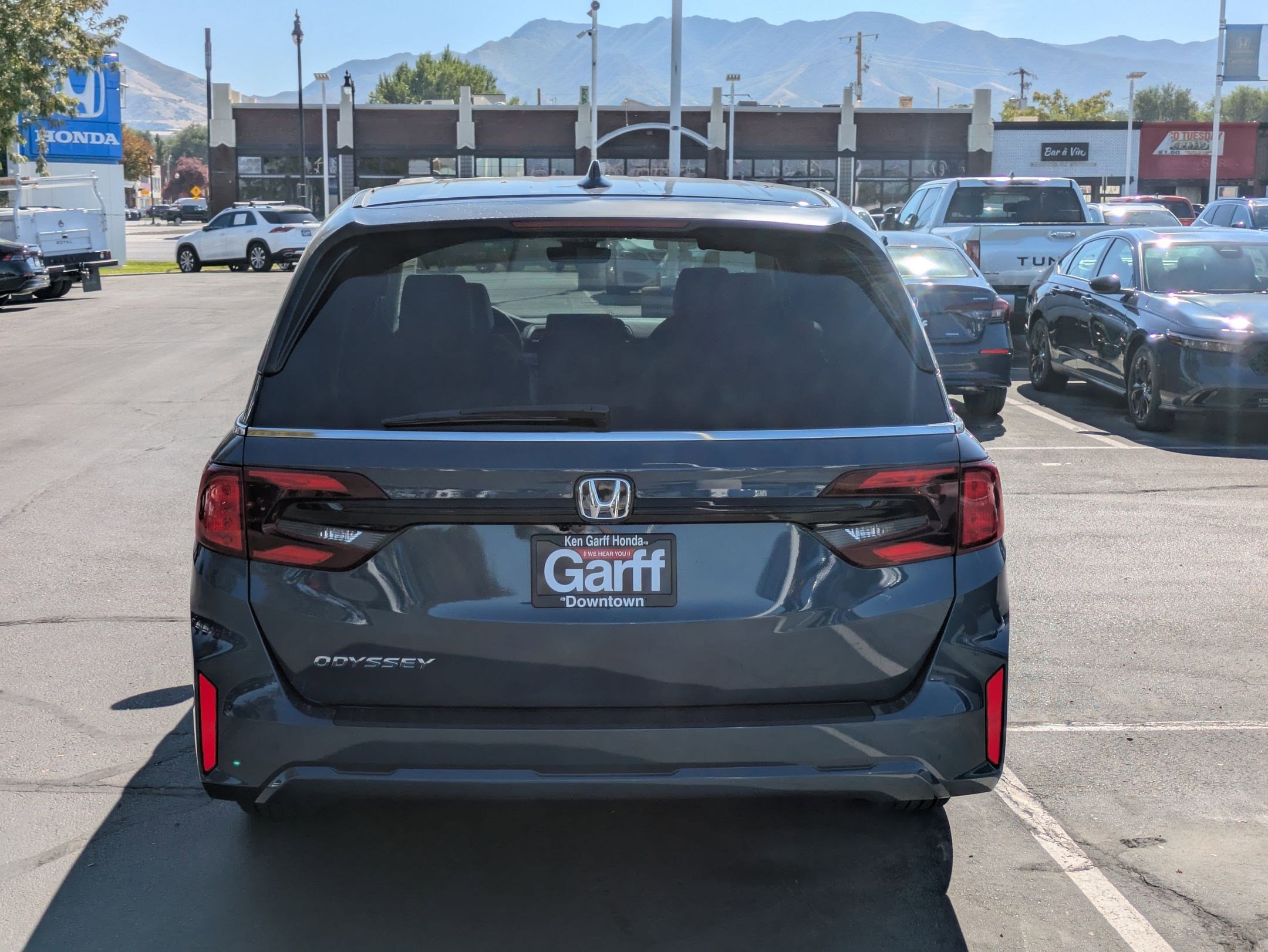 2026 Honda Odyssey EX-L photo 4