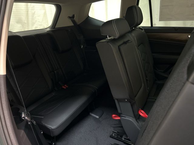 2026 Volkswagen Atlas SE Technology photo 31