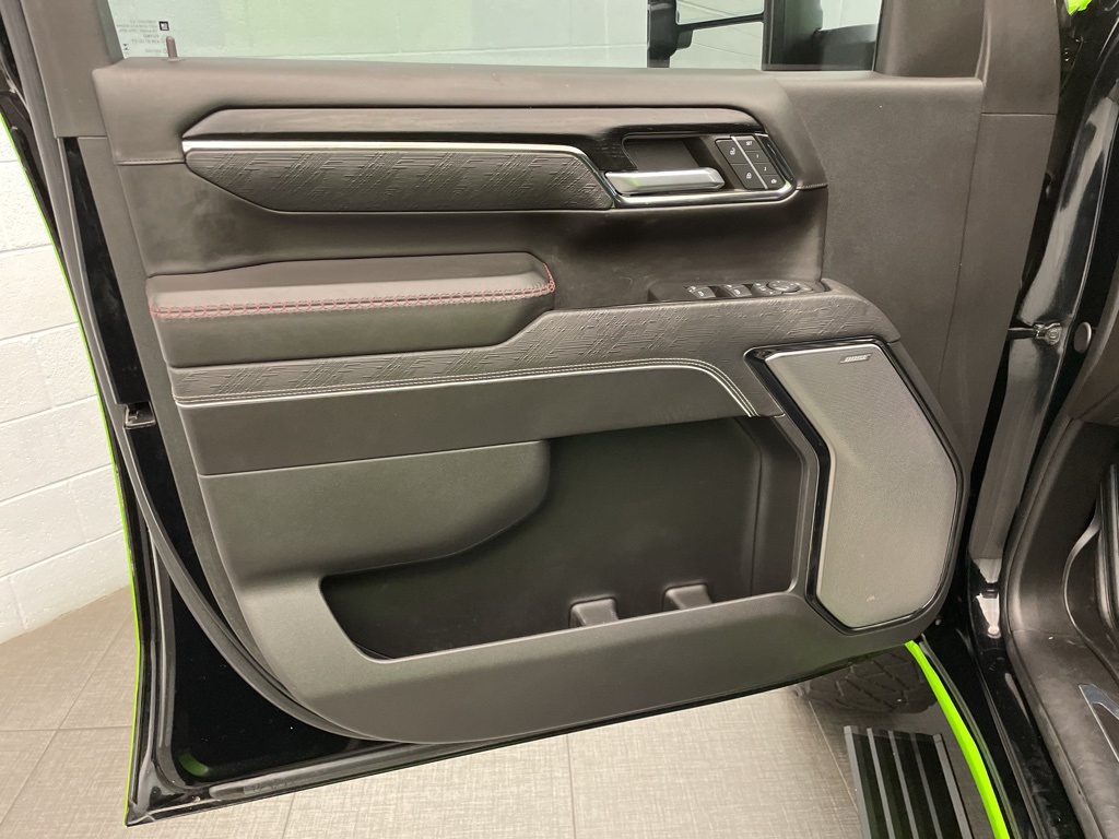 2024 Gmc Sierra HD AT4X photo 16