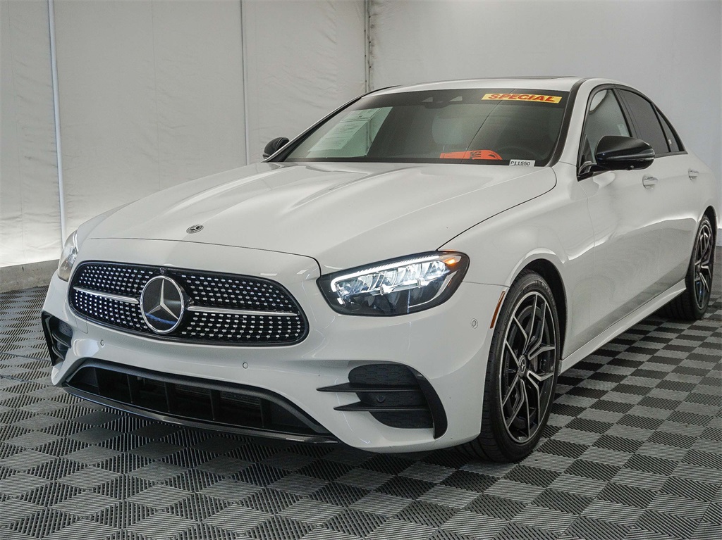 2022 Mercedes Benz E 350 photo 3