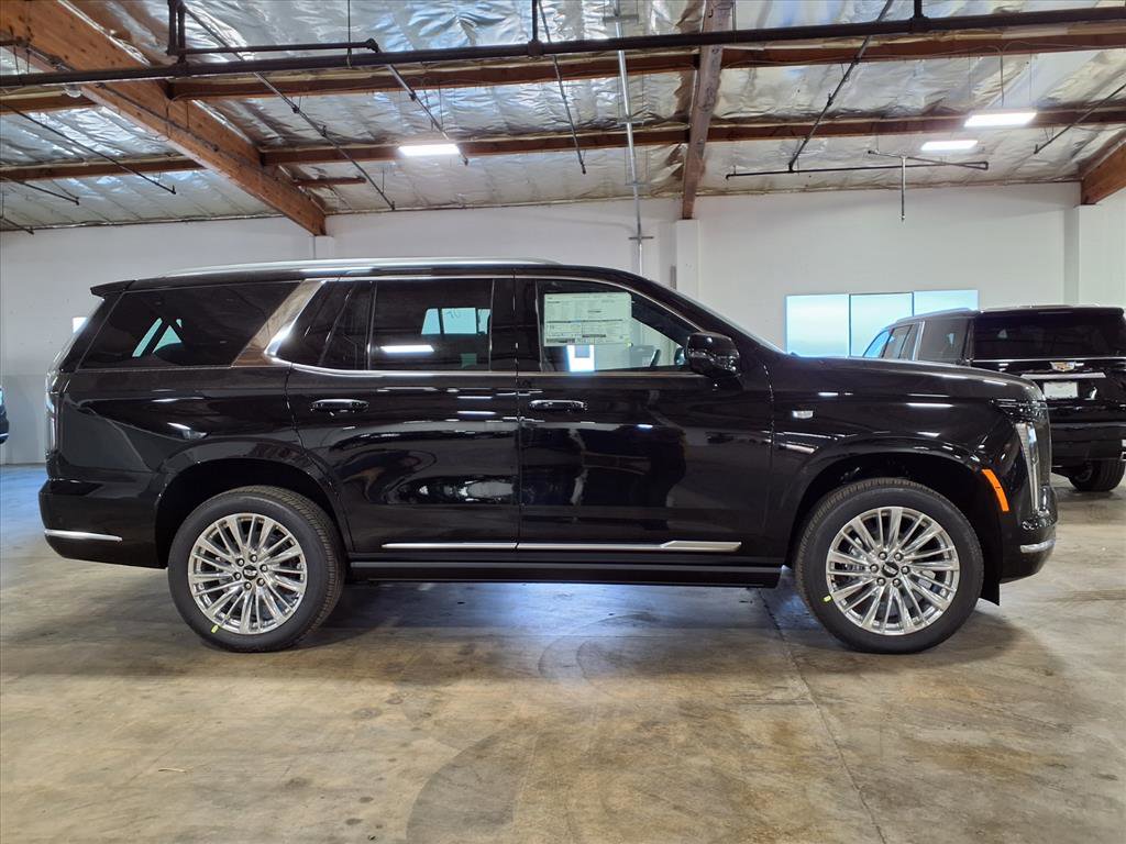 2026 Cadillac Escalade Luxury photo 4