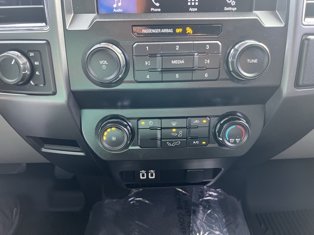 2019 Ford F-150 XLT photo 10