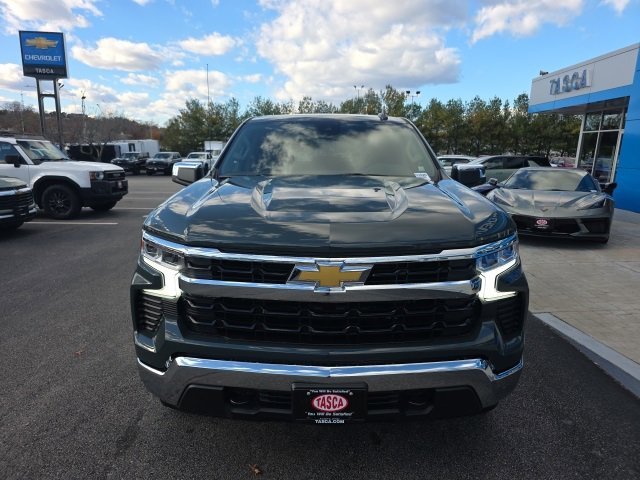 2026 Chevrolet Silverado 1500 LT photo 2