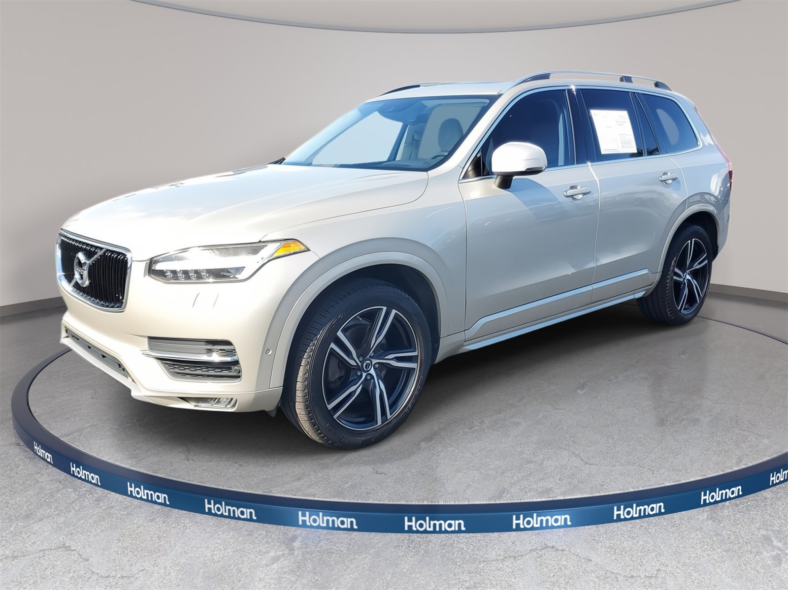 2016 Volvo XC90 Momentum