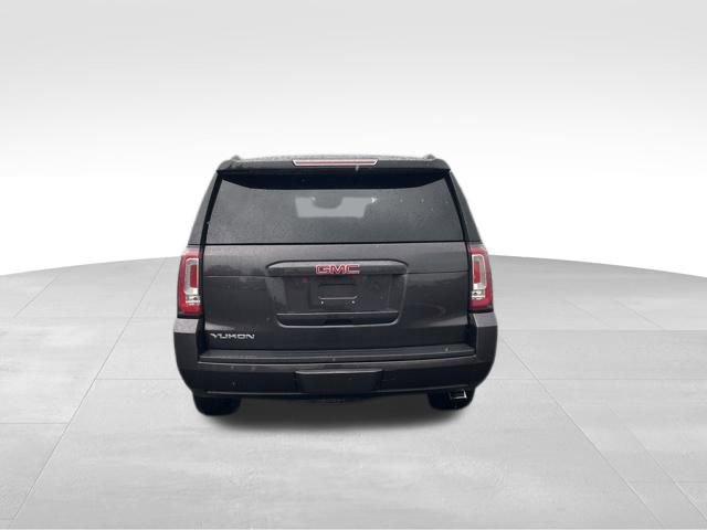 2017 Gmc Yukon SLT photo 4