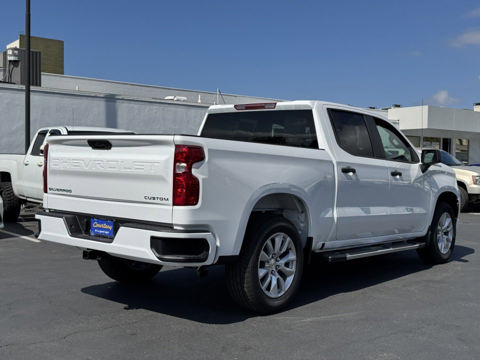 2026 Chevrolet Silverado 1500 Custom photo 8