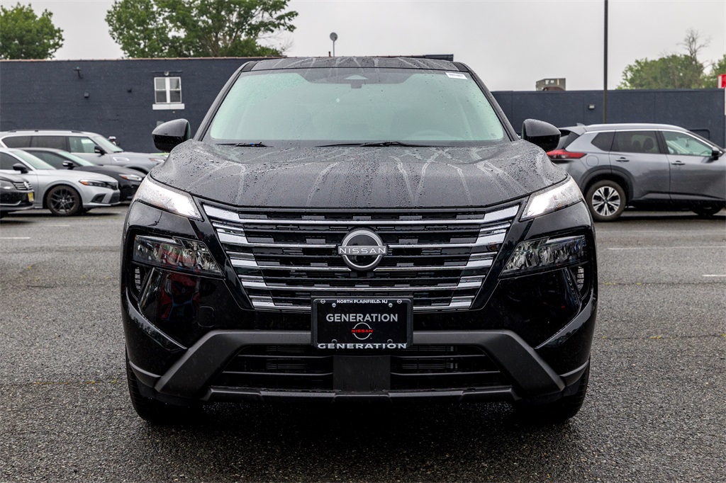 2025 Nissan Rogue SV photo 2