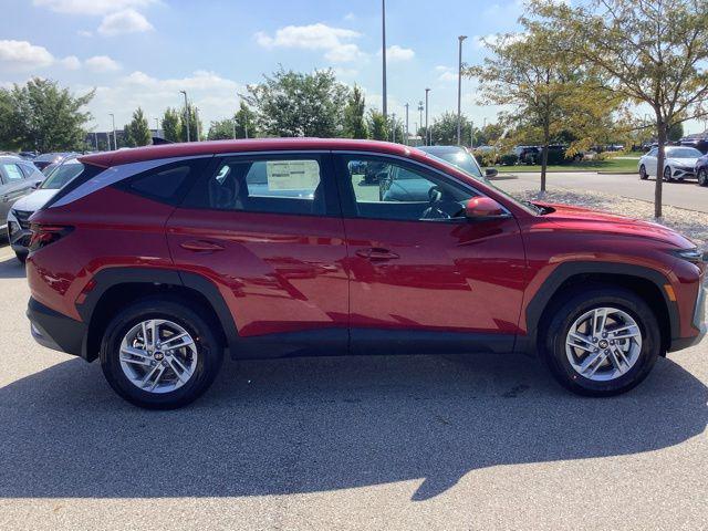 2025 Hyundai Tucson SE photo 4