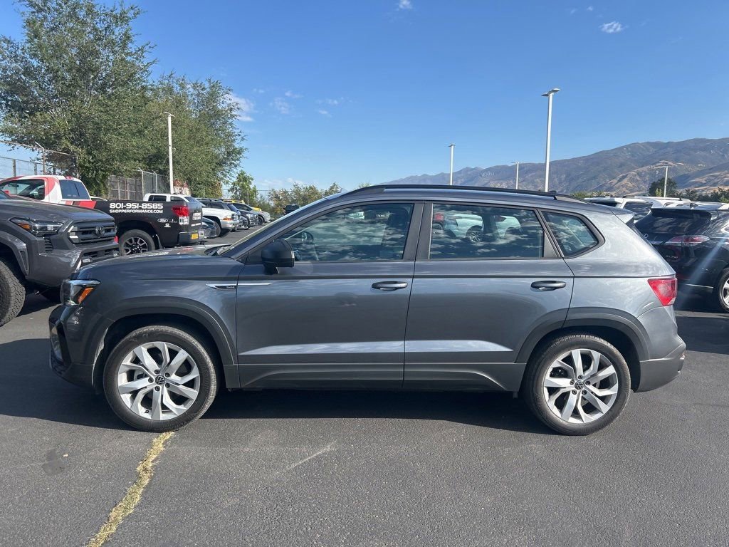 2023 Volkswagen Taos S photo 7
