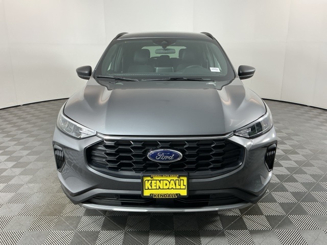 2025 Ford Escape ST-Line photo 2