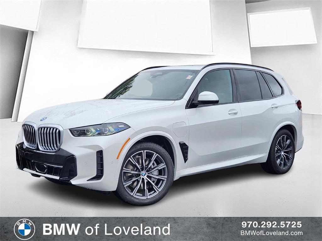 2026 BMW X5 50e's photo