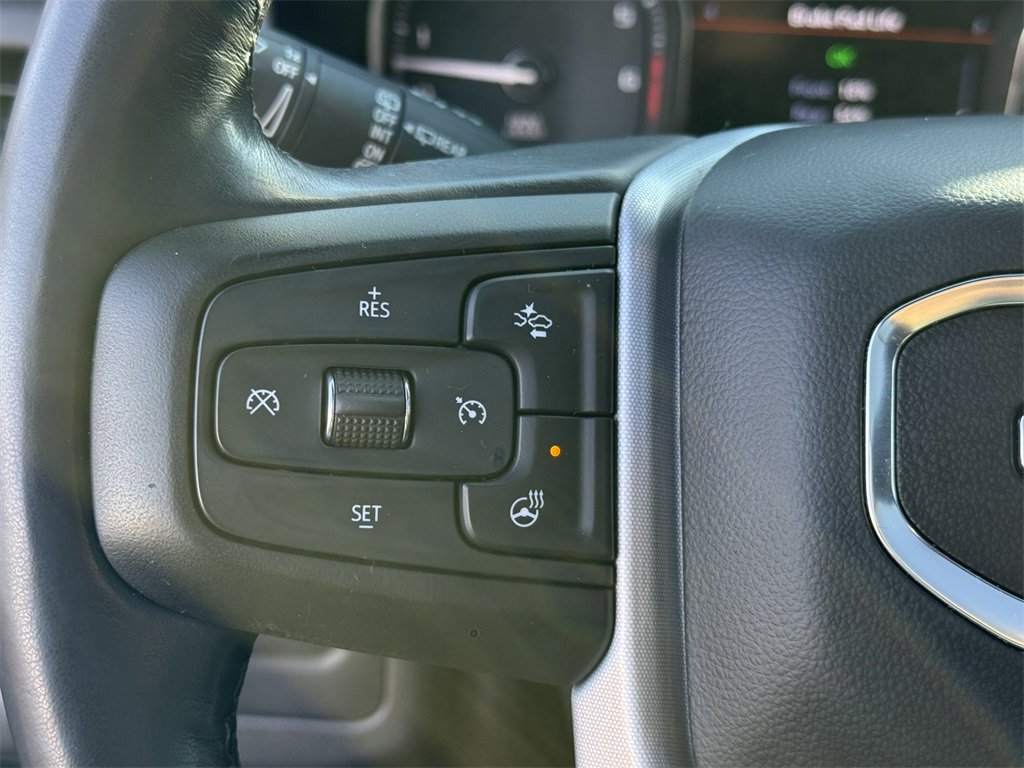 2021 GMC YUKON XL - Image 18