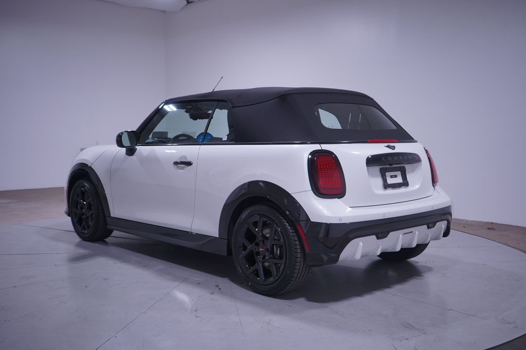 2026 Mini Cooper Convertible Iconic photo 3