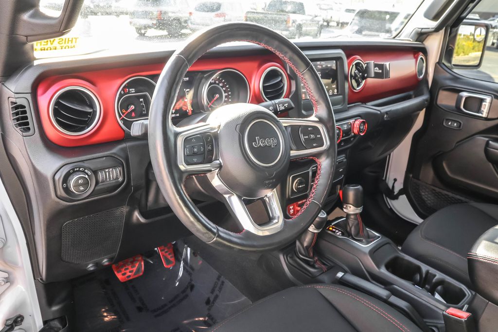 2021 Jeep Gladiator Rubicon photo 3