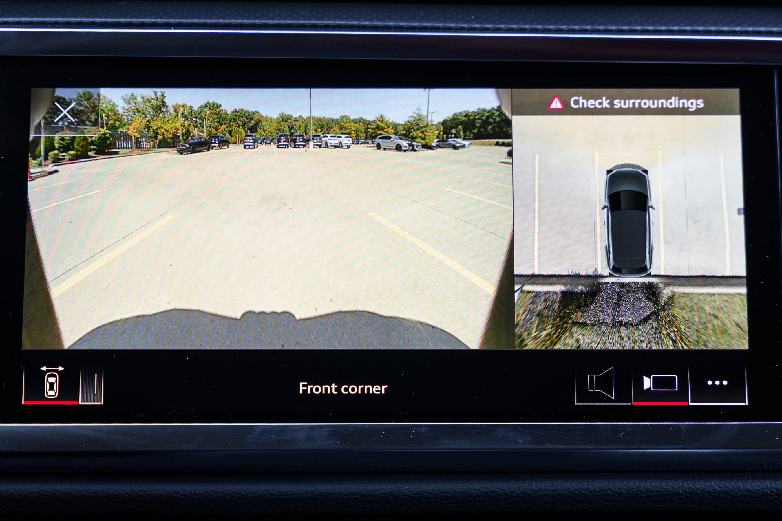 2025 Audi Q3 S line Premium Plus photo 14
