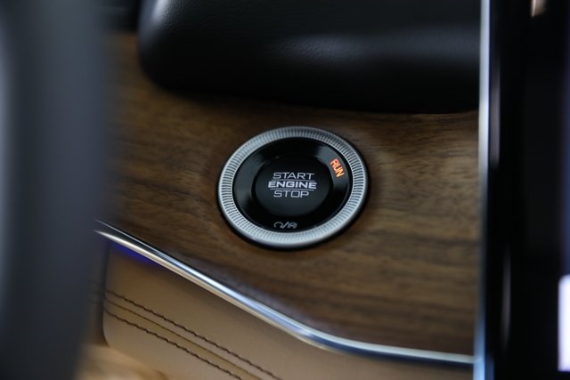 2025 Jeep Grand Cherokee Summit Reserve photo 10