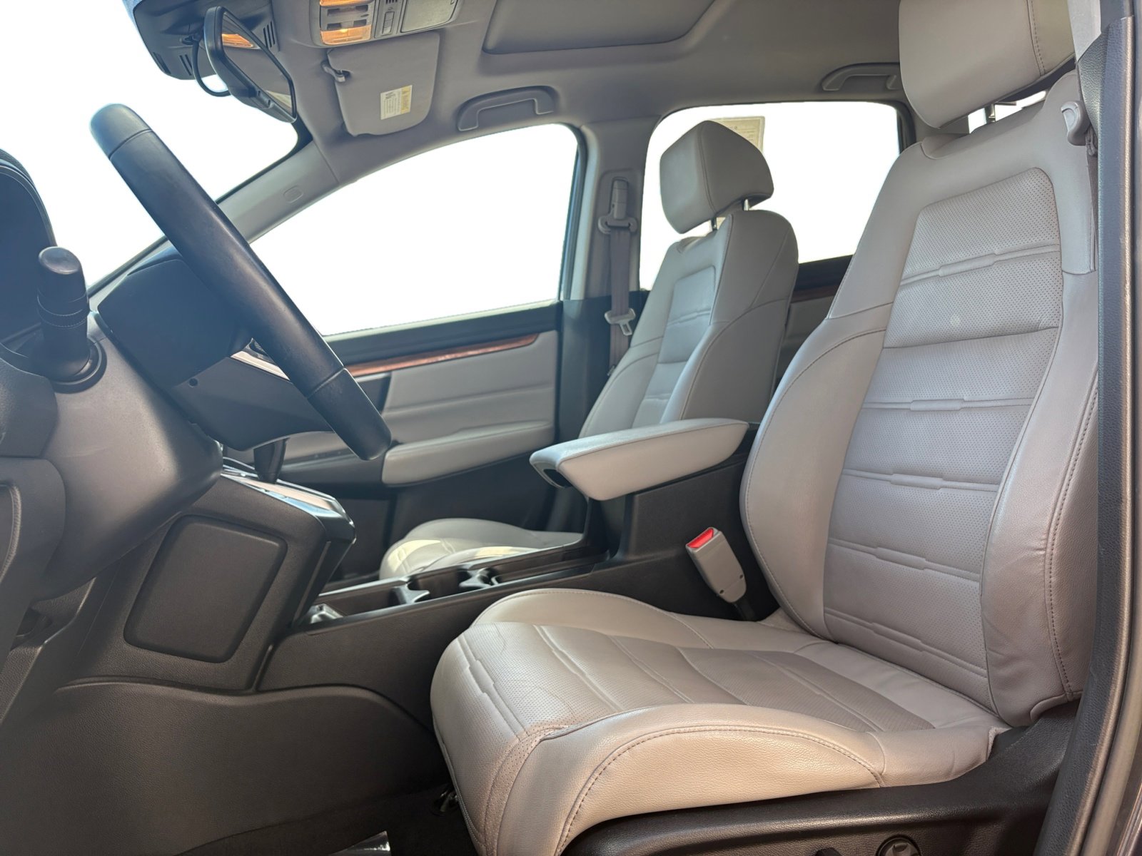 2017 Honda CR-V Touring photo 8