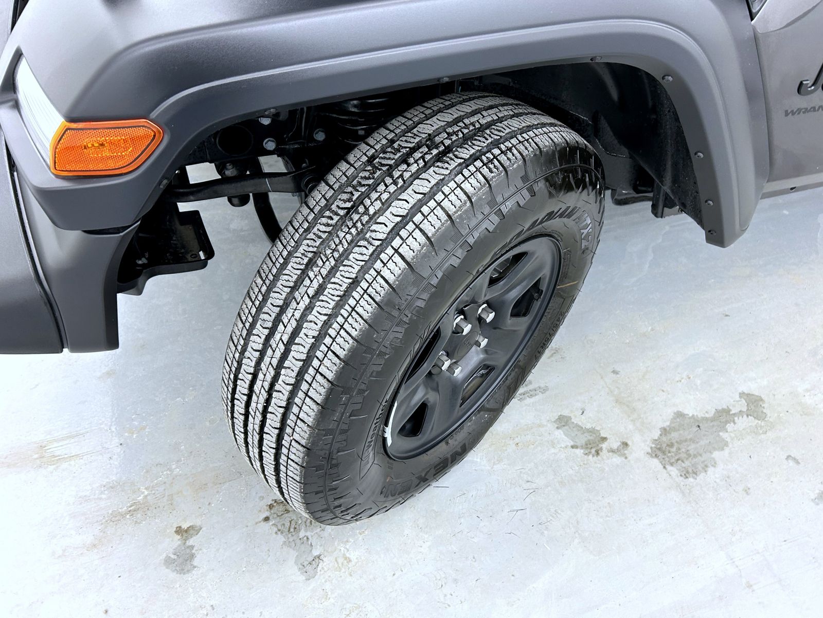 2024 Jeep Wrangler Sport photo 21