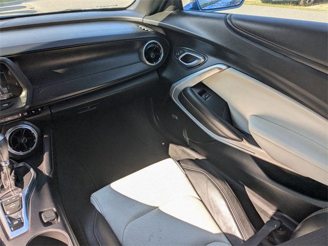 2018 Chevrolet Camaro 2SS photo 16