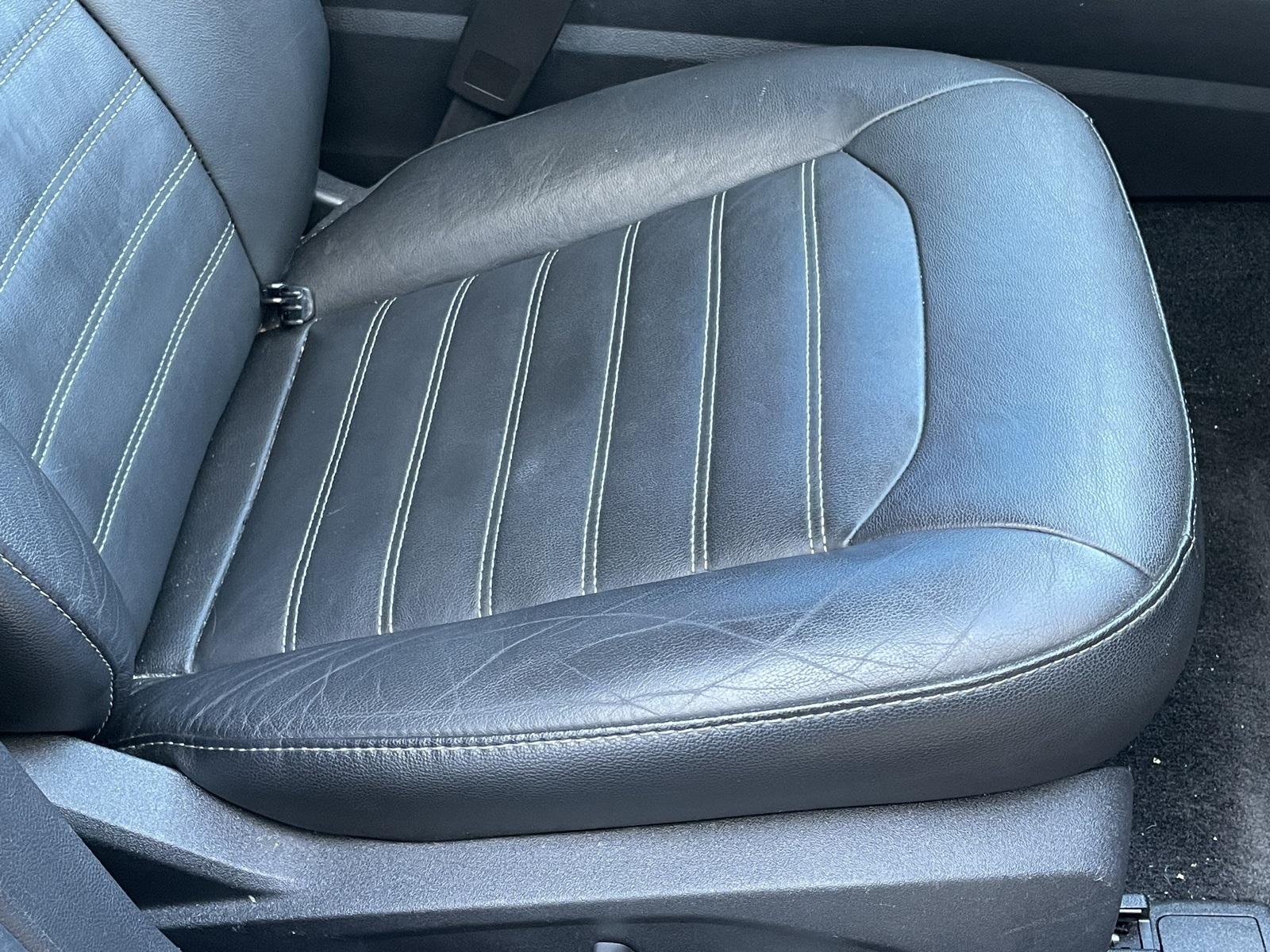 2015 Ford Fusion SE photo 23
